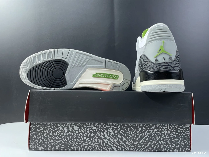 136064-006 Jordan Retro Air 3 Chlorophyll 0711